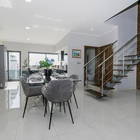 Guestready - Sunset House 4*