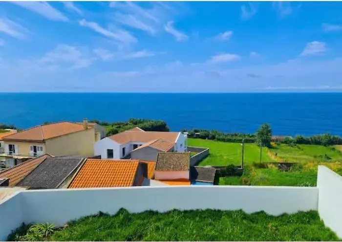 Guestready - Sunset House Pensionat Relva (Azores)